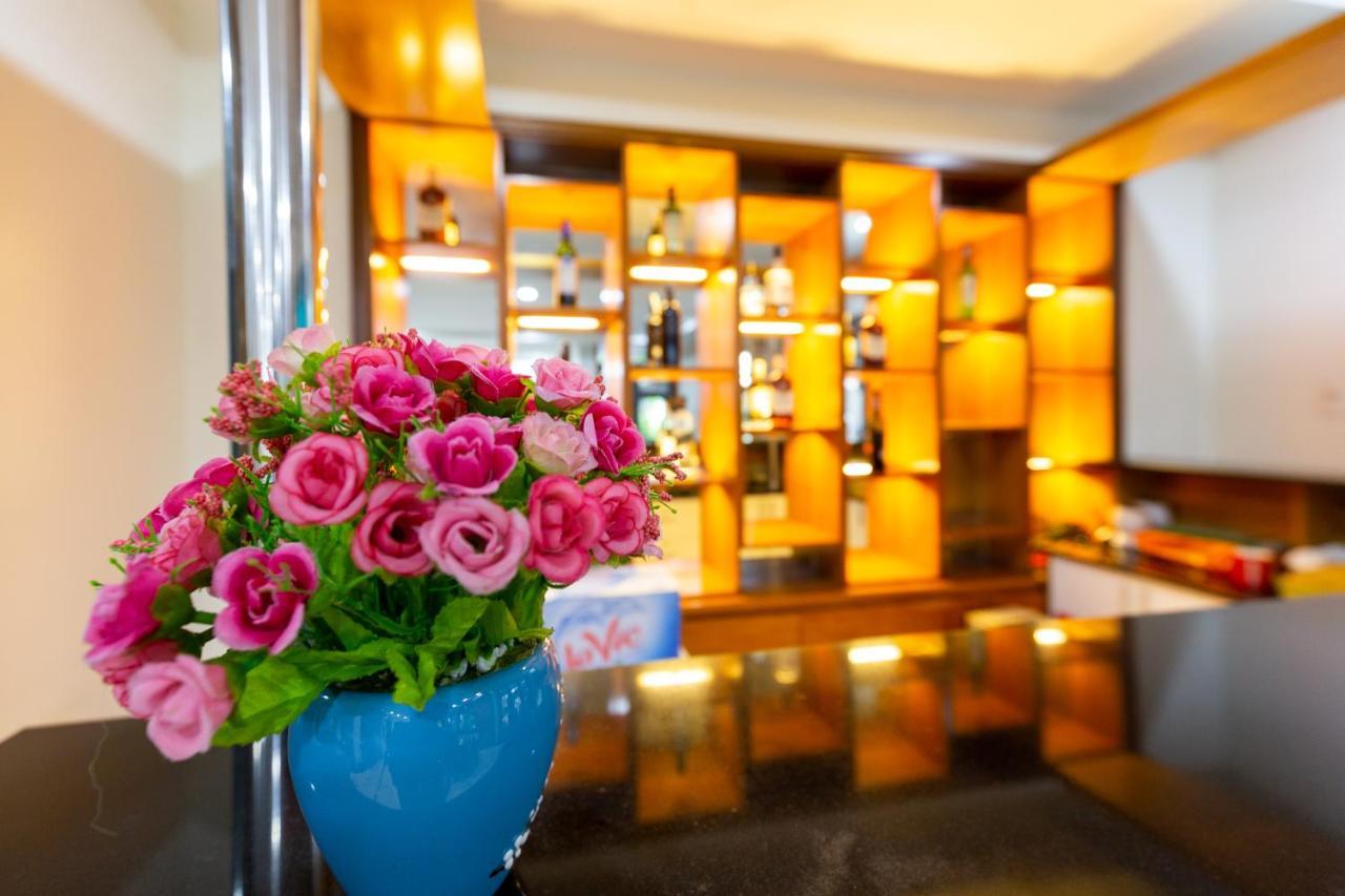 Sunny Hotel And Apartment Хошимін Екстер'єр фото